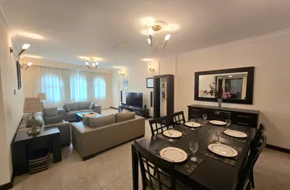 Apartment - 2 Bedrooms - 2 Bathrooms for rent in Busaiteen - Muharraq Governorate