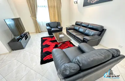 Apartment - 2 Bedrooms - 3 Bathrooms for rent in Al Juffair - Capital Governorate