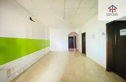 Office Space - Studio - 2 Bathrooms for rent in Zinj - Manama - Capital Governorate