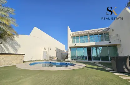 Outdoor House image for: Villa - 3 Bedrooms - 4 Bathrooms for sale in Durrat Al Bahrain - Southern Governorate, Image 1