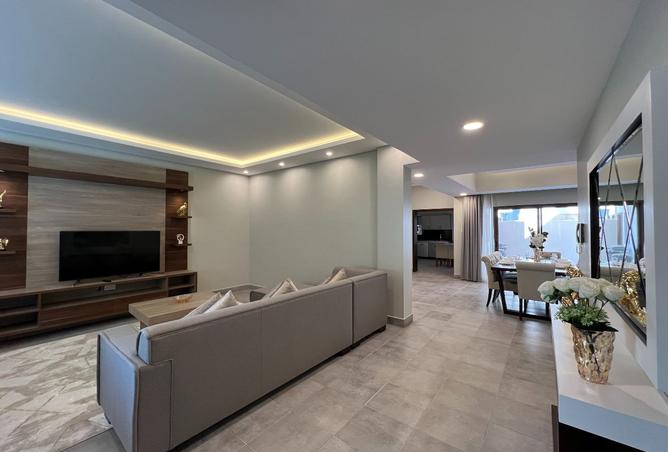 970594 - Property Image 2