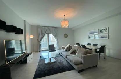 Apartment - 2 Bedrooms - 2 Bathrooms for rent in Al Juffair - Capital Governorate