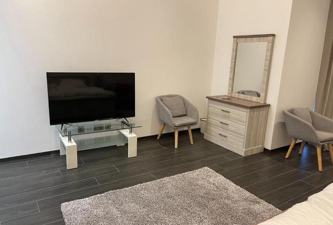 961421 - Property Image 3