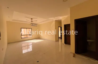 Apartment - 2 Bedrooms - 2 Bathrooms for rent in Tubli - Central Governorate