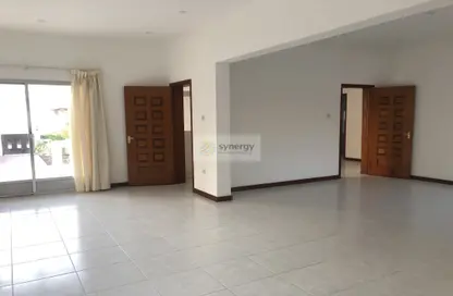 Villa - 4 Bedrooms - 3 Bathrooms for rent in Saar - Northern Governorate
