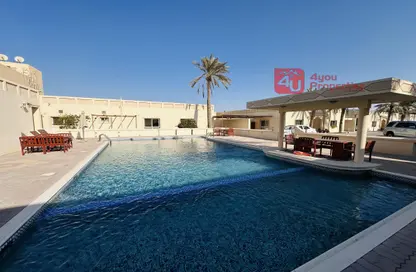 Villa - 4 Bedrooms - 4 Bathrooms for rent in Janabiya - Northern Governorate