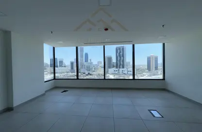 Office Space - Studio - 1 Bathroom for rent in Seef - Capital Governorate