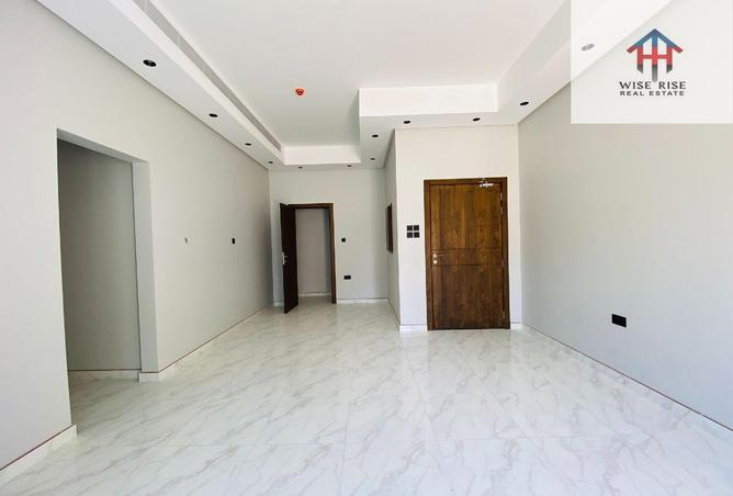 960489 - Property Main Image