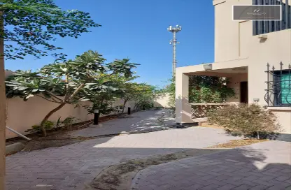 Apartment - 5 Bedrooms - 6 Bathrooms for rent in Isa Town - Central Governorate