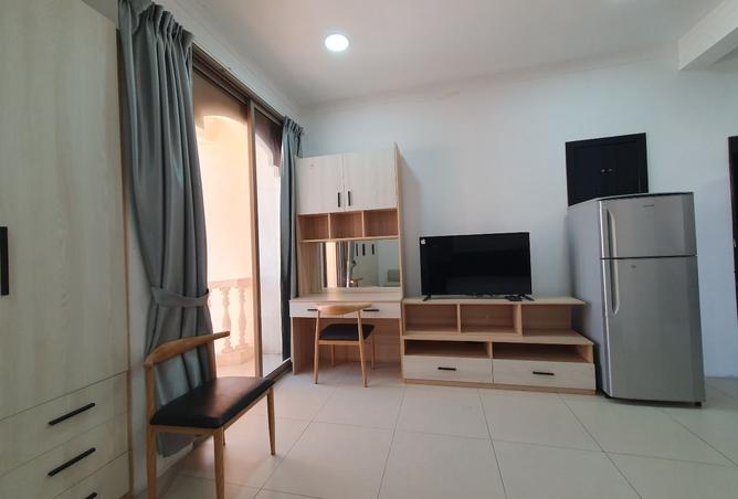 957880 - Property Image 2