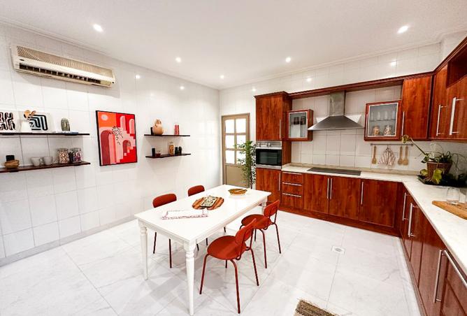 955906 - Property Image 3