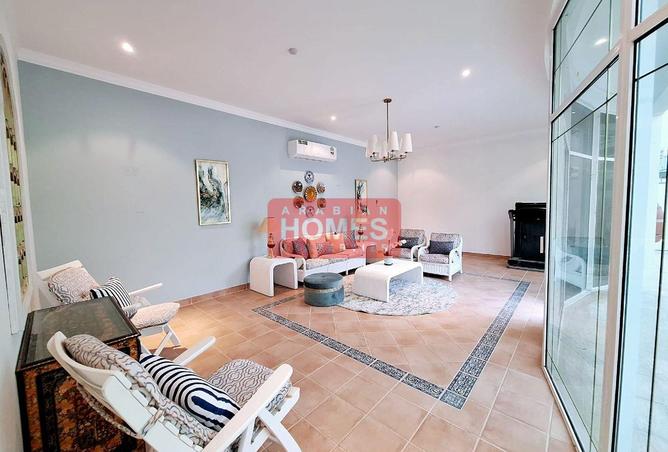 962655 - Property Image 2