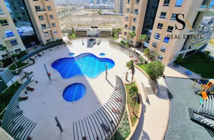 صورة لـ حوض سباحة شقة - 3 غرف نوم - 5 حمامات للبيع في أبراج اللولو - المنامة - محافظة العاصمة ، صورة رقم 1