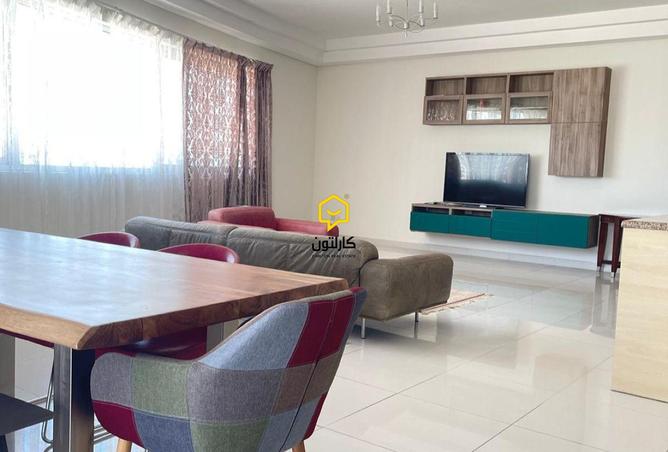 965933 - Property Image 2