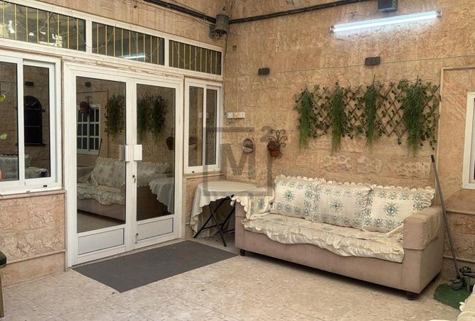 978083 - Property Image 2