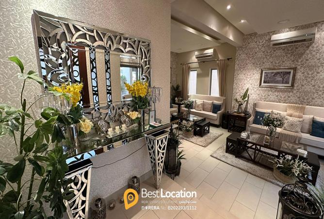 956830 - Property Image 2