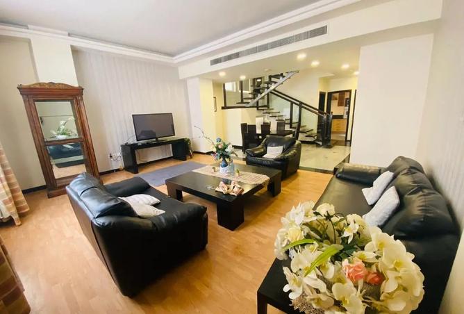 978163 - Property Main Image