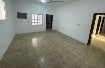 Apartment - 4 Bedrooms - 3 Bathrooms for rent in Alhajiyat - Riffa - Southern Governorate