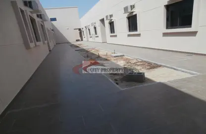 مجمعات للإيجار - استوديو - 8 حمامات للايجار في الجسرة - المحافظة الشمالية