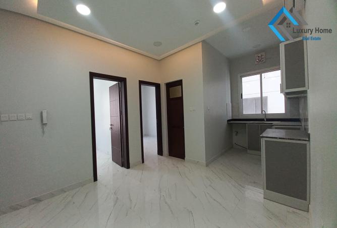 869598 - Property Image 2