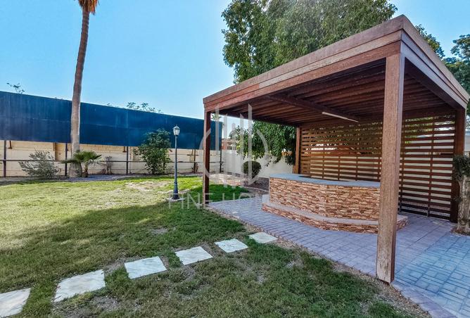 965457 - Property Image 3