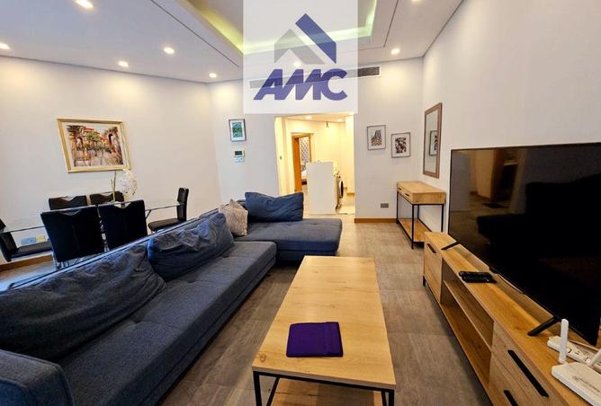 982073 - Property Image 3