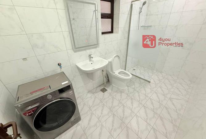 905409 - Property Image 3