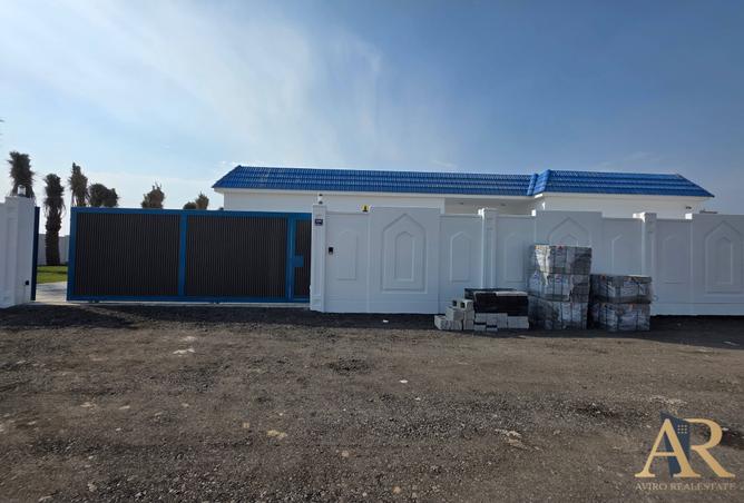 985126 - Property Image 2