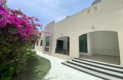 فيلا - 3 غرف نوم - 3 حمامات للايجار في سار - المحافظة الشمالية