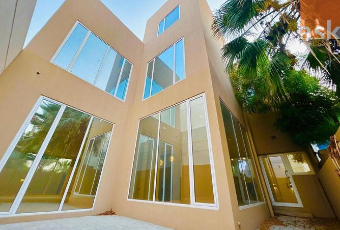 964610 - Property Main Image