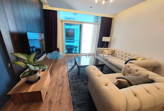 Apartment - 2 Bedrooms - 3 Bathrooms for sale in Al Juffair - Capital Governorate