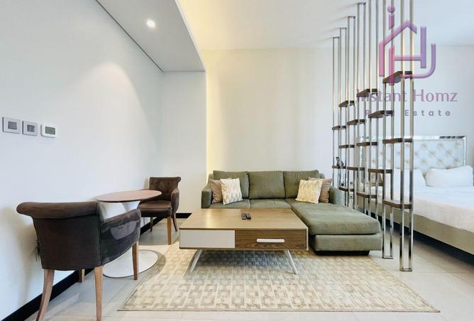 974373 - Property Image 2