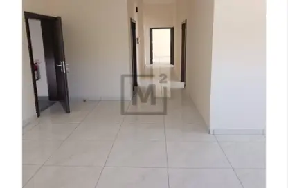 عمارة بالكامل - 8 غرف نوم - 8 حمامات للبيع في الرفاع الشرقي - الرفاع - المحافظة الجنوبية