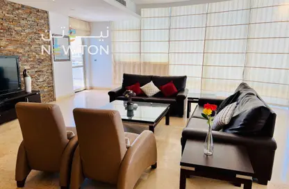 Apartment - 3 Bedrooms - 3 Bathrooms for rent in Al Juffair - Capital Governorate