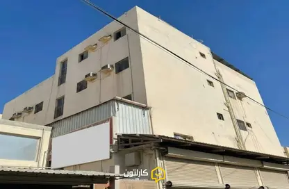 Staff Accommodation - Studio - 7+ Bathrooms for rent in Sitra - Central Governorate