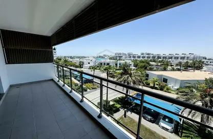 Apartment - 2 Bedrooms - 2 Bathrooms for sale in Tala Island - Amwaj Islands - Muharraq Governorate