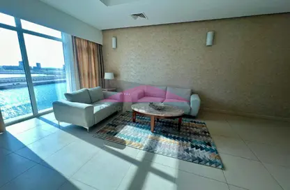 Apartment - 2 Bedrooms - 2 Bathrooms for rent in Reef Island - Capital Governorate