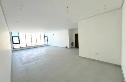 Office Space - Studio - 1 Bathroom for rent in Saraya 2 - Bu Quwah - Northern Governorate