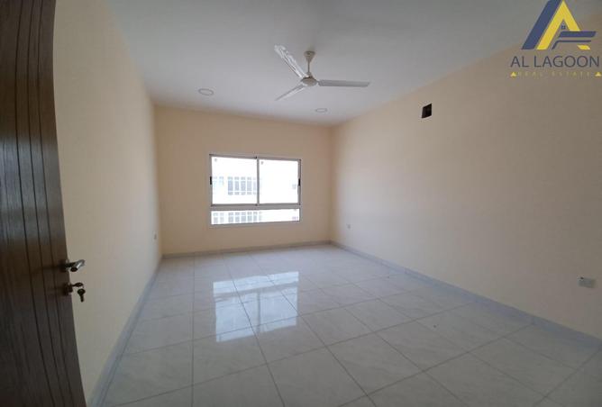 954078 - Property Main Image