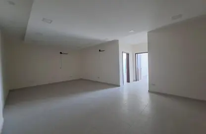 Office Space - Studio - 3 Bathrooms for rent in Budaiya - Northern Governorate