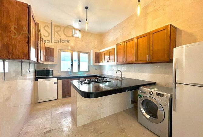 988039 - Property Image 3