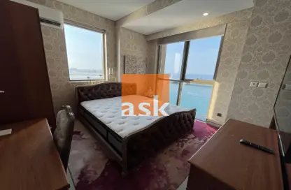 Room / Bedroom image for: Apartment - 1 Bedroom - 2 Bathrooms for rent in Reef Island - Capital Governorate, Image 1