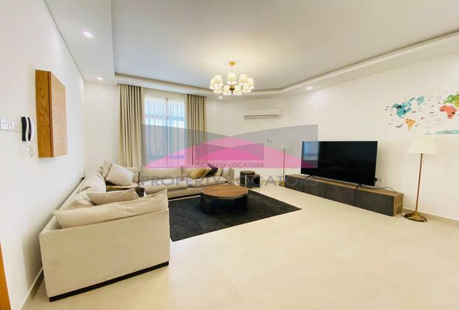 936005 - Property Image 2