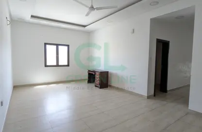 Apartment - 3 Bedrooms - 4 Bathrooms for rent in Hidd - Muharraq Governorate