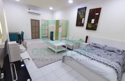 Apartment - Studio - 1 Bathroom for rent in Al Juffair - Capital Governorate