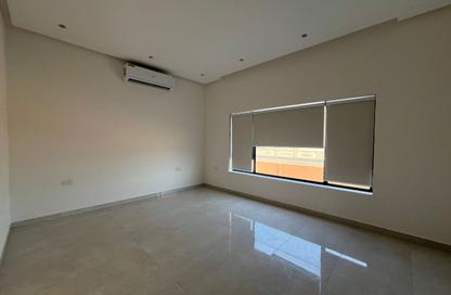 Apartment - 2 Bedrooms - 2 Bathrooms for rent in Jeblat Hebshi - Northern Governorate