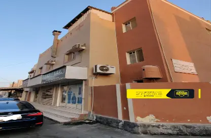 عمارة بالكامل - استوديو - 3 حمامات للبيع في سماهيج - المحرق