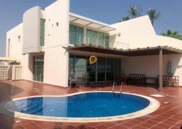 Villa - 3 bedrooms - 4 bathrooms for rent in Durrat Al Bahrain - Southern Governorate