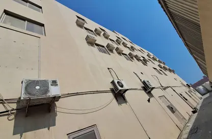 سكن عمال - استوديو - 8 حمامات للايجار في عسكر - المحافظة الجنوبية