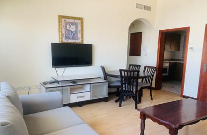 Apartment - 2 Bedrooms - 2 Bathrooms for rent in Mahooz - Manama - Capital Governorate
